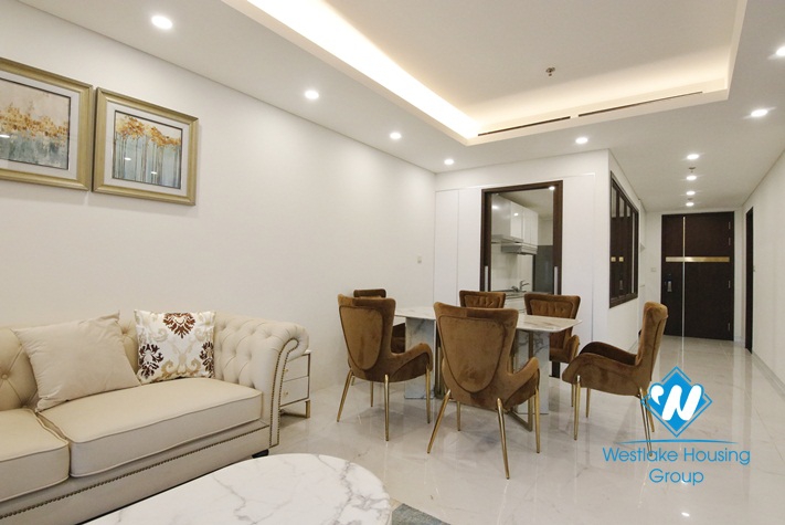 Apartment 3 bedroom for rent in 44 Yen Phu Building 